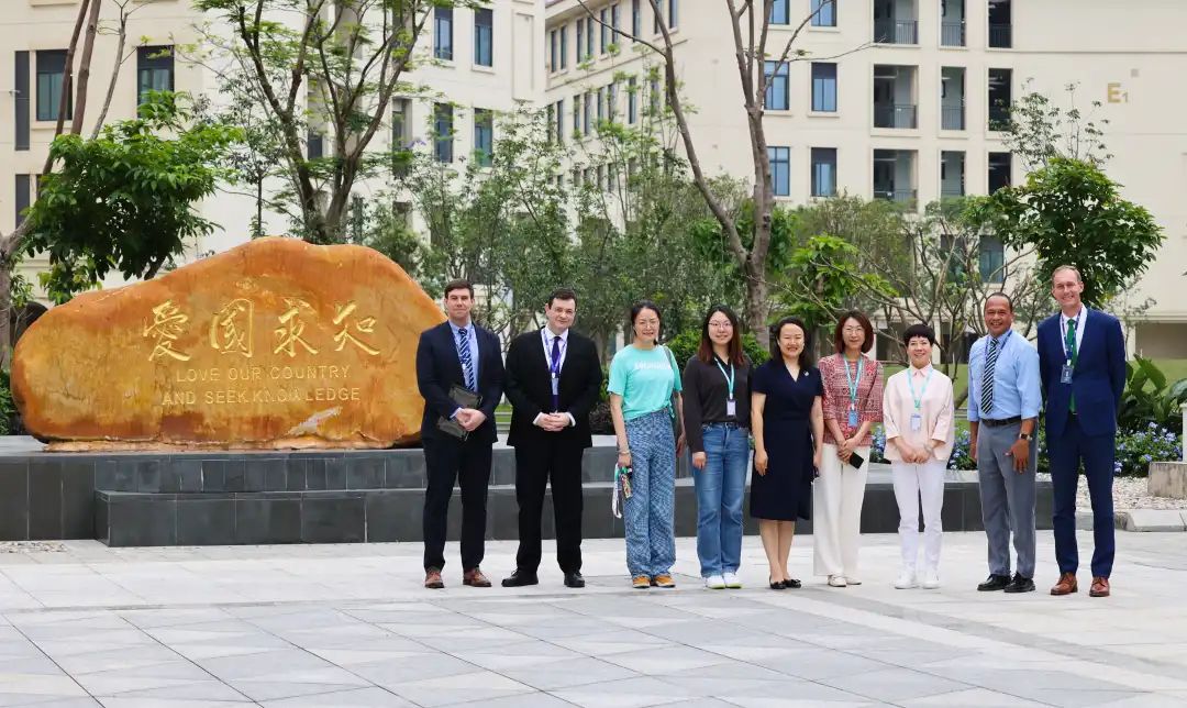 IB中国地区负责人一行到访深外湾区学校 Ms Stella Jiang from IB China Visited SGA IB中国地区负责人一行到访深外湾区学校 Ms Stella Jiang from IB China Visited SGA